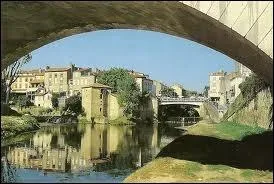 Nous allons visiter la ville de Mont-de-Marsan, o les habitants portent le gentil ...