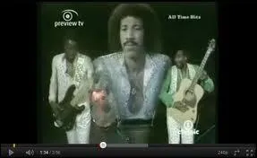 A quel groupe amricain associe-t-on  Still  ?