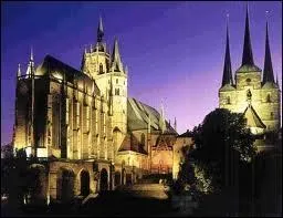 Ce lever de jour se passe  Erfurt. O est cette ville ?