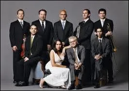  Sympathique  est le succs musical obtenu par ce groupe, originaire de Portland, en 1997. Comment se nomme-t-il ?