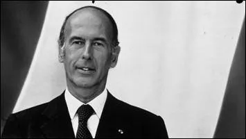 Lamajorit civile de 21  18 ans et la lgalisation de l'IVG, c'est lui ...