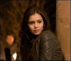 (saison 2) Elle est force de boire le sang de quelqu'un. Mais de qui ?