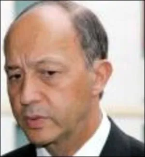 Quel proverbe pourrait convenir  ce ministre indboulonnable ?