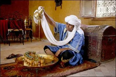Combien de mots arabes dans cette phrase ? ==> ''Si on a la baraka, on nique la douane, on rentre avec le flouze et de retour à la casbah, à nous la vie de nabab ! ''