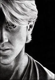 Que joue-t-il dans  Second sight 2  ?