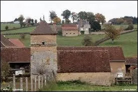 Je quitte la Sane-et-Loire par le village de Vauban, o les habitants rpondent au nom de ...