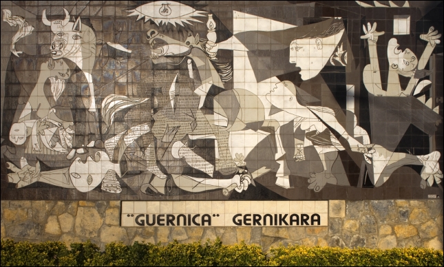 Où peut-on retrouver la représentation murale de 'Guernica' ?
