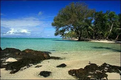 Quelles sont les deux langues nationales de Madagascar ?