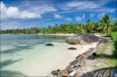 Dans quel ocan l'le de Madagascar est-elle situe ?