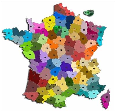 Le plus grand département de France métropolitaine avec ses 10 725 km² est la Gironde. Lequel arrive en troisième position avec 9 060 km² ?