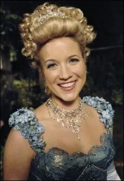 Cendrillon ira au bal, mais elle devra pour cela payer un prix. Quel est ce prix ?