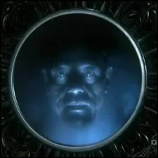 Le miroir magique, qui appartient  la Reine, a emprisonn en fait le gnie de la lampe. Pour quelle raison ?