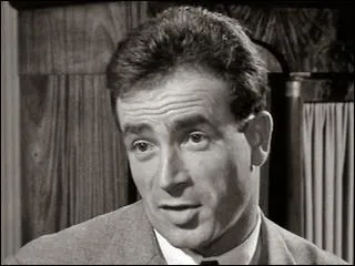 J'ai dpos le boss chez le Mexicain, une baraque achete en viager  un procureur  la retraite. Aprs 3 mois l'accident bte... Une affaire ! .