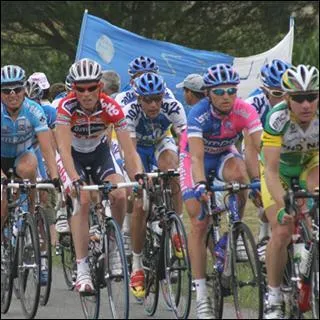 Quelle est la course que l'on surnomme ''la Primavera'' ?