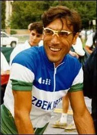 Quel est le prénom d'Abdoujaparov, célèbre coureur ouzbek, 3 fois meilleur sprinter du Tour de France ?