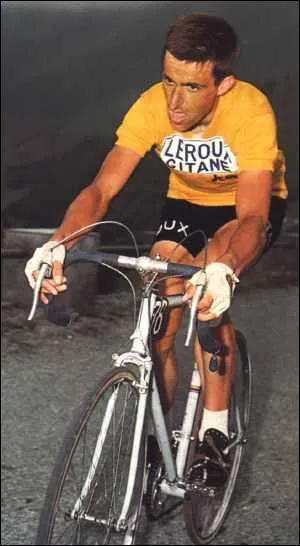 Quel est le prénom de Simpson, cycliste décédé sur les pentes du mont Ventoux en 1967 ?