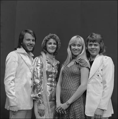 Le Groupe ABBA c'est : Agnetha , Benny , Bjrn et Anni-Frid plus connue sous le nom de :