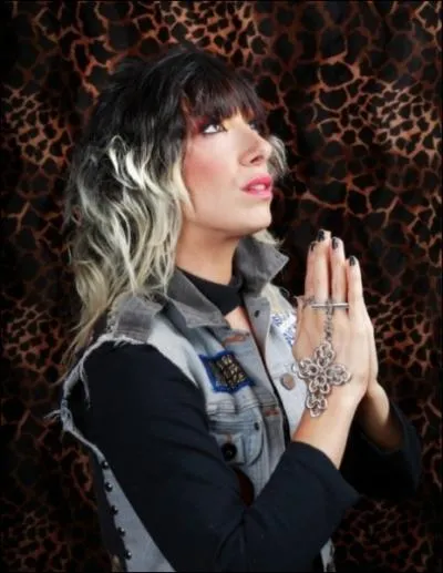 Lady Gaga a une amie avec laquelle elle a fait ses dbuts, celle-ci s'appelle :