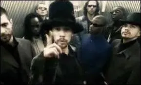  Alright  et  Cosmic Girl  furent les succs de ce groupe cette mme anne 96. Quel est son nom ?