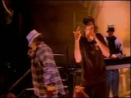 Le morceau  Insane in the brain  est indissociable de ce groupe amricain : quel est son nom ?