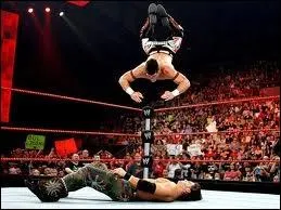 Compltez le nom de cette prise appartenant  Evan Bourne : ... . . bourne