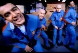  Tomber la chemise  date de 1999. Qui en est l'auteur ?