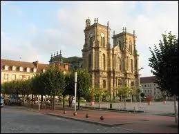 Je quitte le dpartement de la Marne par la ville de Vitry-le-Franois, o les habitants rpondent au nom de ...