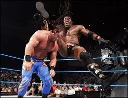 Compltez le nom de cette prise appartenant  Booker T : ... ... ... . . Kick