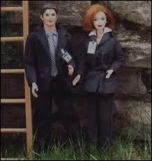 Ces poupes reprsentent les personnages de la srie... ?