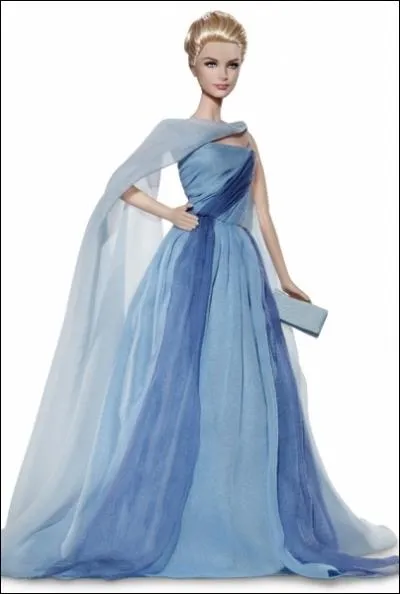 Cette Barbie en vaporeuse robe du soir bleue reprsente Grce Kelly, mais dans quel film ?