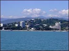 O se trouve la station balnaire de Sotchi ?