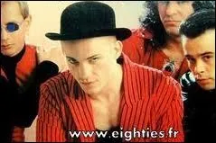  Des Gens Stricts  est une chanson de 1987. Quel groupe en est l'auteur ?