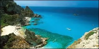 Dans quel pays se trouve Vibo Valentia ?