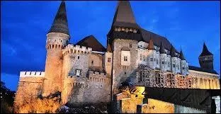 Voici le chteau des Corvins : o est situe Hunedoara ?