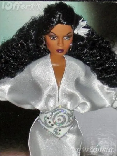 Cette Barbie reprsente une grande star de la chanson et de la clbre firme Motown, qui est-ce ?