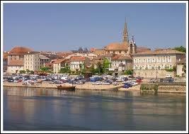 Avec quel fleuve conflue la Dordogne ?