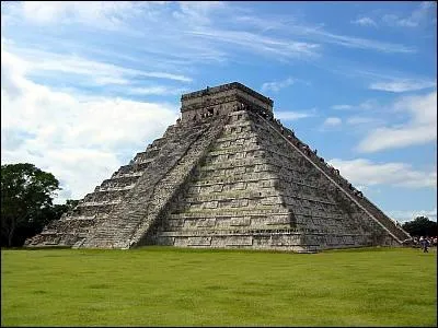 Chichen Itza. Ancienne cit des Mayas.