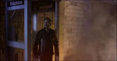 Avec qui M. Pokora chante-t-il en duo dans la musique 'Envole-moi' ?