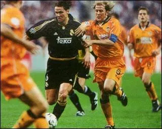 En 2000, on assiste au 1er derby en finale de la Ligue des champions. Quel tait ce match ?