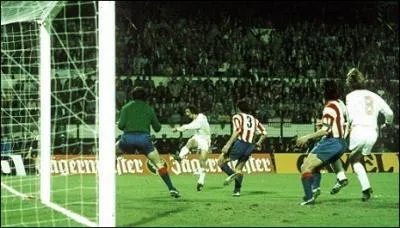 En 1974, une finale a t rejoue pour cause d'galit. Quelle tait cette affiche ?