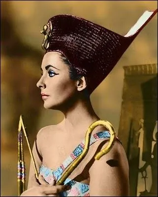 Rserve au roi ou  la reine d'Egypte :