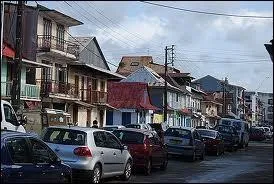 Je me rends dans la prfecture Guyanaise, c'est--dire  Cayenne o les habitants se nomment les ...