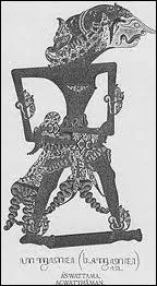 Ce guerrier du  Mahabharata  tait le fils de Drona, le matre d'armes des Pandara et des Kaurava. Il fut un des rares survivants de l'arme des Kaurava aprs la grande guerre :