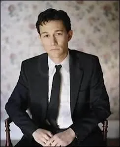 Quel est le titre du livre de petites histoires courtes qu'il a crit en 2011 ?