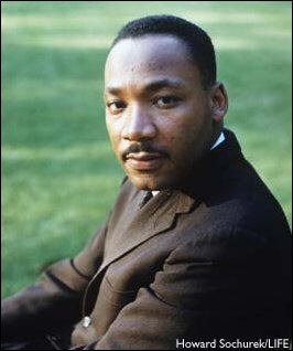 Martin Luther King a été le plus jeune lauréat du prix Nobel de la Paix pour sa lutte non violente contre la ségrégation raciale. Dans quelle ville fut-il assassiné le 4 avril 1968 ?  