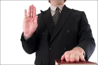 Il le fit avant de cracher :