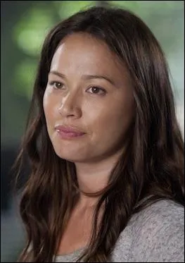 C'est le mdecin de la seconde division. Elle devient plus tard la compagne de Tom. Qui est-ce ?