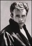 A quel ge est dcd James Dean ?