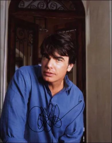 Qui joue le rle de Sandy Cohen ?