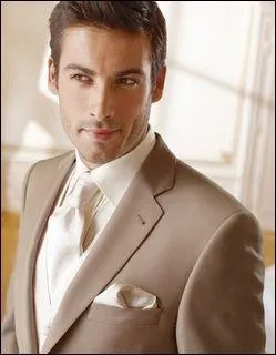 A quel ge en moyenne les hommes se marient-ils ?